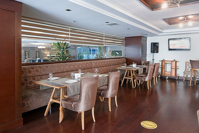 Dream Bistro restoran masa düzeni