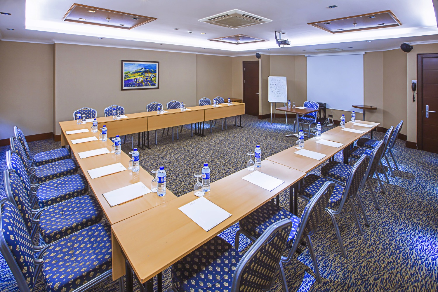 Verimli toplantılar için 8 salon